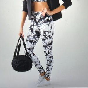 lululemon athletica Black & White Tie-Dye High-Rise Leggings